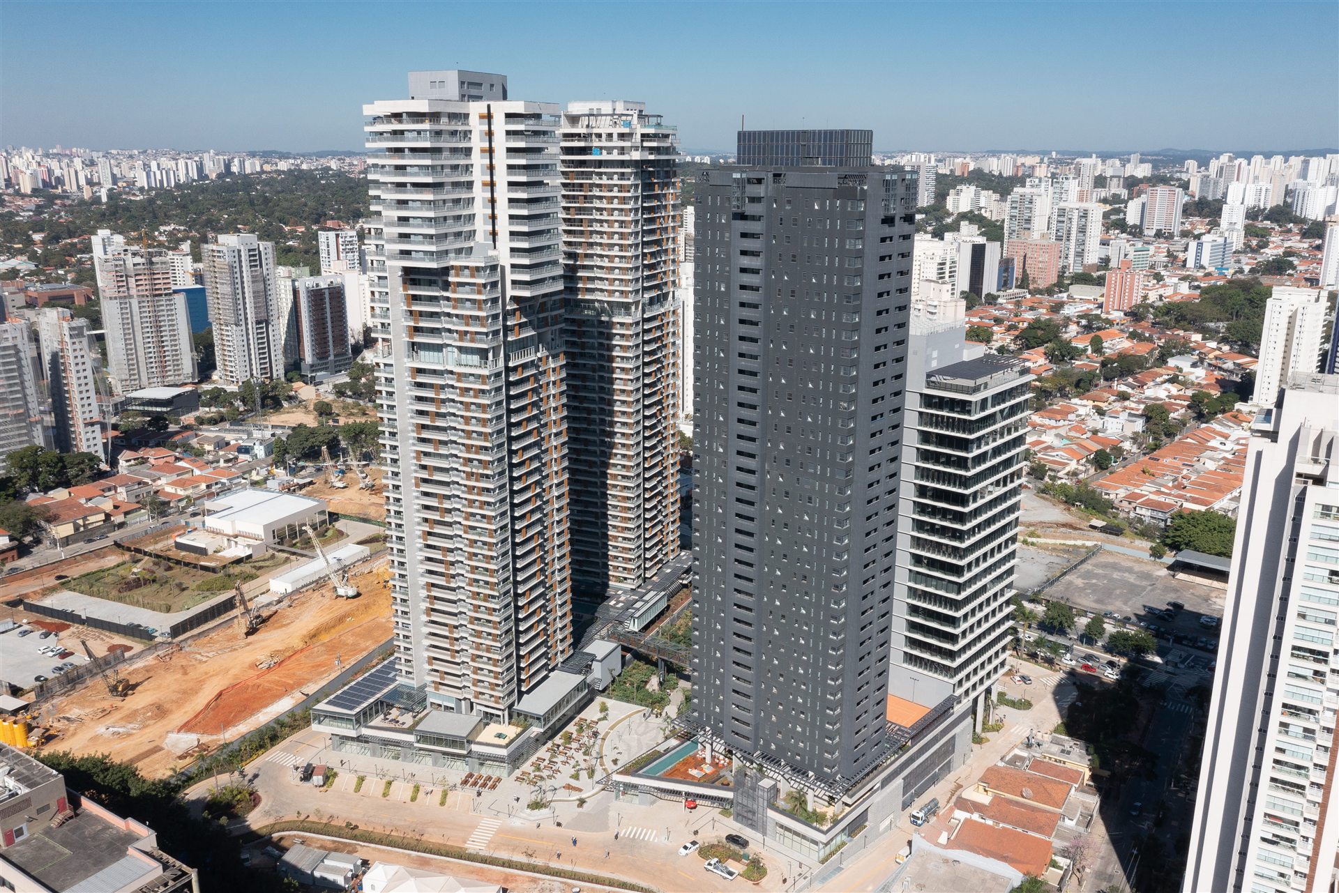 Vista aérea do complexo O Parque Brooklin e de seu entorno